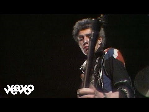 The Clash - White Riot (Live - Official Video)
