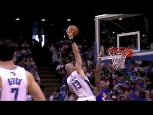 Marcin Gortat dunks over Lamar Odom (Lakers @ Magic, 7 March 2010)