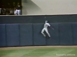 Today In 1990: Seattle #Mariners outfielder Ken Griffey Jr. makes an amazing leaping catch over the wall at Yankee Stadium to rob New York #Yankees batter Jesse Barfield of a HR! #MLB #Baseball #History | Baseball by BSmile
