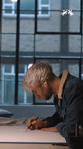 Highlight with ease! Watch @JonoDry, a master of hyperrealism, bring an eye to life using our new Precision Eraser Pen. This process showcases the incredible detail and control offered by our 2.5 mm eraser pen. Learn tips and techniques from a pro and see how precision meets creativity. Are you excited to test it?​ #FaberCastell #PrecisionEraserPen | Faber-Castell