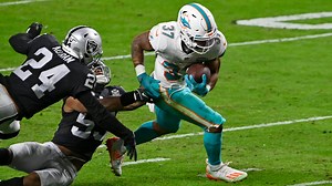 Myles Gaskin hits the gas on 24-yard dash into Raiders' secondary