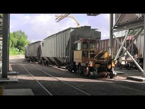 Train Loading at Mansfield Grain Terminal - Centerra Co-op