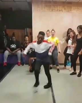 Dj Flex - She don't text (Battle Dance Video) 13year old @omarion_ozone_hunte || (Naija Jamzz)