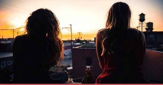 55 Interesting Topics To Talk About With Friends, Partners, Or Family