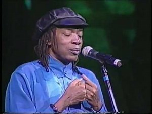Milton Nascimento - Beatriz ao vivo 1996.