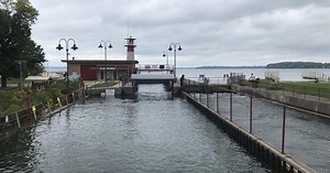 Capsized boat launches 2 people into water, lake rescue team called to save stranded boater