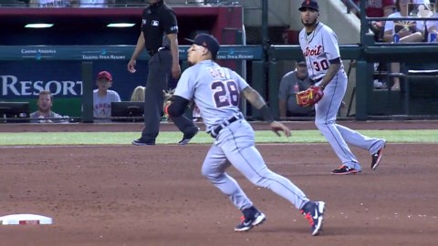 Javier Báez's magical tag