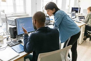 GraphQL vs REST: What's the Difference? | IBM