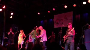 Jake Peavy Guests On Grateful Dead Cover In San Francisco