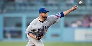 Lester hit by comebacker, hit harder by Dodgers