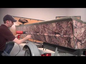 Mossy Oak Graphics: Boat Wrap Install