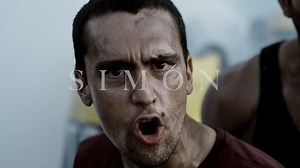 Nominada a los premios Goya, esta película venezolana cuenta la historia de un dirigente estudiantil que escapa para pedir asilo político en Estados Unidos. 'Simón' llega a Netflix el 1 de marzo. | Netflix