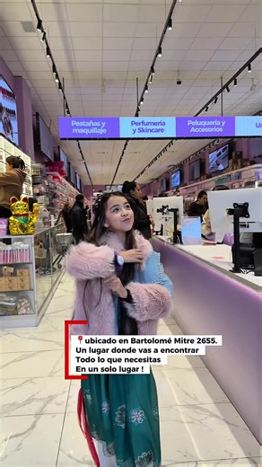 Belleza en @bellacentral_arg . ✨ ¡Bienvenidos a Bella Central! Ubicado en Bartolomé Mitre 2655, Zona 11, un lugar donde vas a encontrar todo lo que necesitás en un solo lugar. Desde productos para las más pequeñas, accesorios para el cabello, maquillaje, skincare, perfumes ideales para regalar, bolsitos, esponjitas, peines, tinturas y muchísimas sorpresas más. Nos encantó recorrer cada rincón y descubrir tanta variedad para niñas, adolescentes y toda la familia. 💕 Si te gusta el mundo de la bel