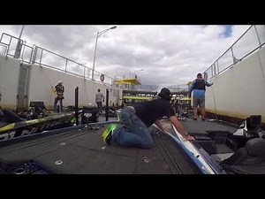 CRAZY lock accident on lake Toho
