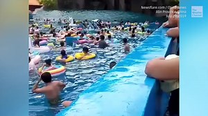Waterpark Terror As Wave Pool Malfunctions