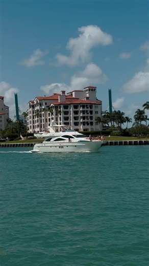 Experience Luxury with Miami Yacht Rentals