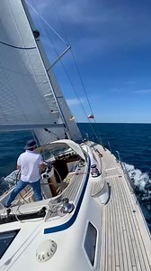 Hallberg-Rassy 44 sailing in Spain, Biscay Bay sea, at more than 9 knots speed, upwind, with 20 knts of true wind. Very fast, safe and comfort sailboat. https://www.hallberg-rassy.com/yachts/hallberg-rassy-44 | Hallberg-Rassy