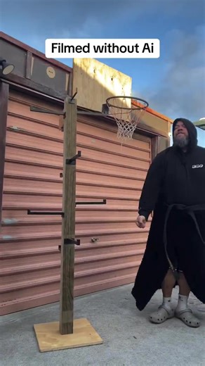 When you training for the Alien Invasion 👽🛸😱😅👀 #Aliens #Invasion #Training #UFO #ufos #facebookreelsviral | Visual Disturbance