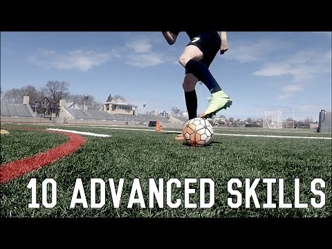10 Advanced Skill Moves To Beat Defenders | Dribbling Skills Tutorial For Footballers/Soccer Players
